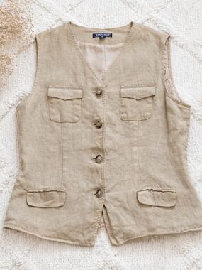 Harold's Beige Linen Vest Jacket